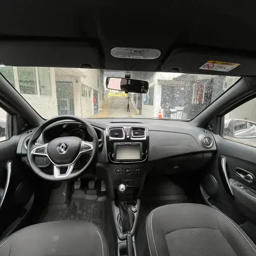 Renault Logan Life + Mt 1.6cc 2022