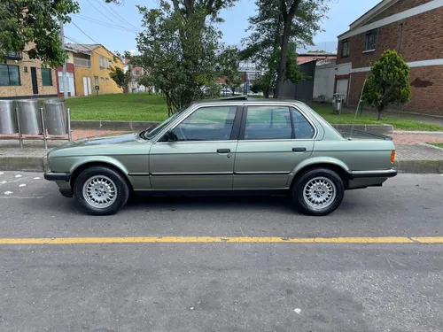 BMW Serie 3 2.3 323i E30