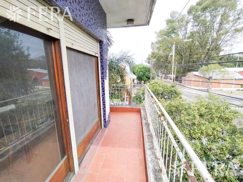 Imagen 24 de 30 de Venta De Casa Para 2 Familias De 5 Ambientes Con Cochera , Jardín Y Patio Wilde (27362)