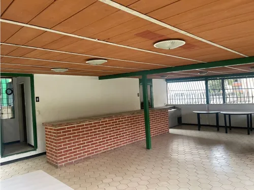Terrazas Del Club Hipico