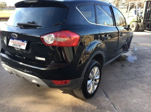 Imagen 6 de 9 de Ford Kuga Titanium 2.5t At