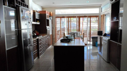 Imagen 3 de 14 de Castelar Norte, Parque Sayago, Muy Residencial