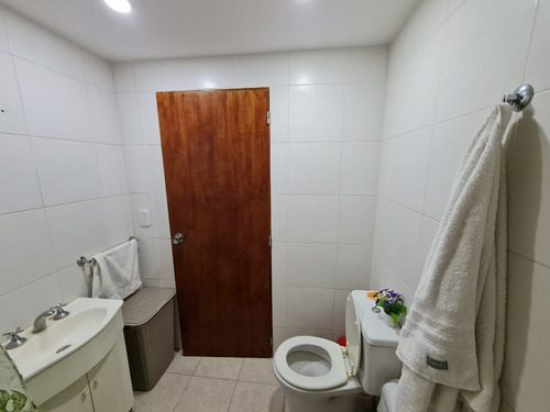 Imagen 7 de 9 de Departamento En Venta En Villa De Mayo