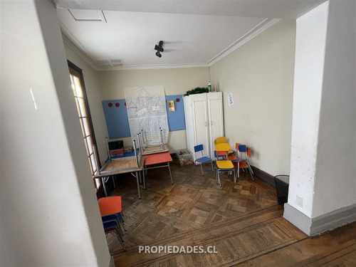 Oficina Para Institución O Empresa En Venta En Providencia.