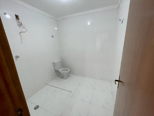 Imagem 10 de 14 de Lindo Sobrado À Venda No Jardim Mangalot - 11622