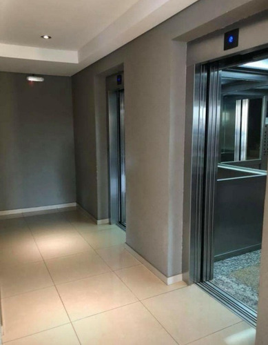 Imagen 4 de 14 de Departamento De 2 Ambientes En Venta - Moron Centro