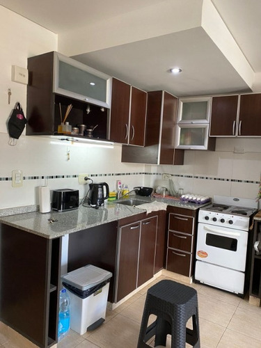 Imagen 4 de 14 de Departamento De 2 Ambientes Con Balcon En Venta - Moron Centro