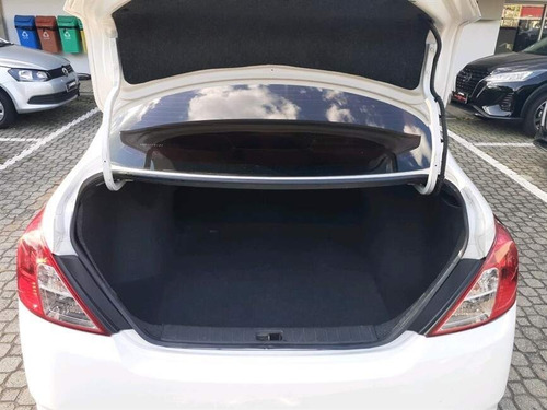 Imagem 11 de 12 de Versa 1.6 16v Flexstart Sv 4p Xtronic