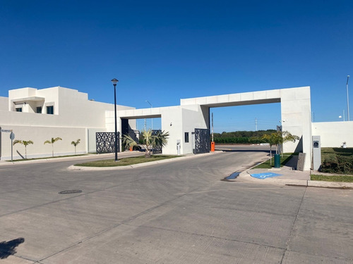 Casa A Estrenar En Residencial Privado Los Mochis, Sinaloa.