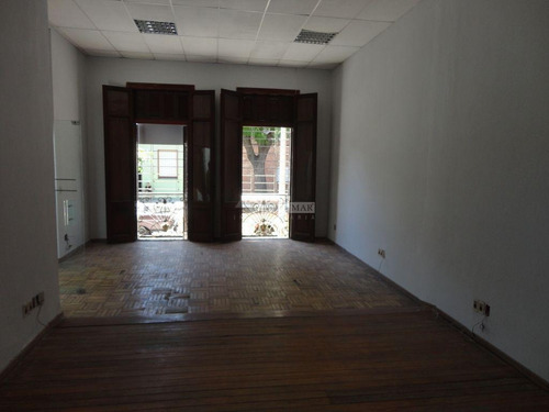 Imagen 11 de 22 de Casa La Comercial Venta 4 Dormitorios A 1 Cuadra De Arenal Grande Y Amézaga