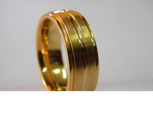 Anillo Elegante De Titanio Para Bodas- Compromisos.