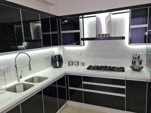 Imagen 7 de 14 de Casa En Venta En Jardín Mañongo - Naguanagua Cod.141319