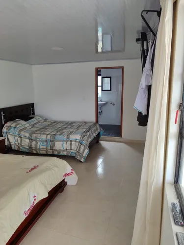 Venta De Hermoso Casa Lote En Sasaima- Cundinamarca