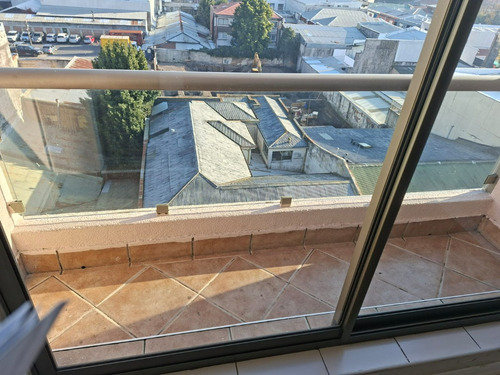 Hermoso Departamento De Dos Dormitorios Y Estacionamiento.