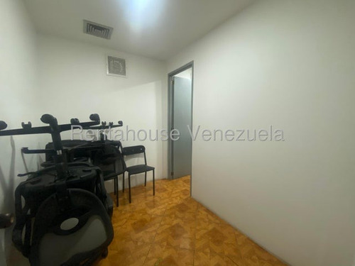 Oficina En Alquiler El Recreo Fm25-21756