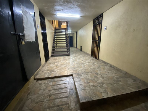 Imagen 16 de 17 de Depto Remodelado. 3 Dorm, 1 Baño, Porcelanato, Loggia