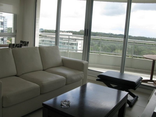 Venta De Apartamento 2 Dormitorio Y Medio En Brava