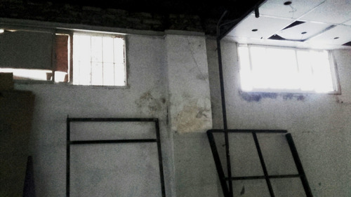 Hermoso Local 280 M2. Sobre Av. Cabildo 2400 Sin Expensa