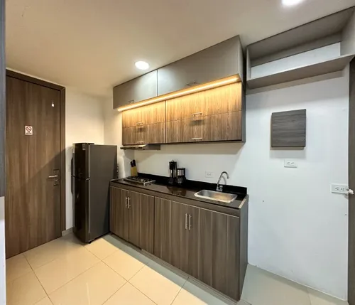 Se Vende Hermoso Apartaestudio En La Flora, En 3 Piso Con Ascensor Para Rentas Cortas O De Larga Estancia Totalmente Amoblado En Cali-valle Del Cauca