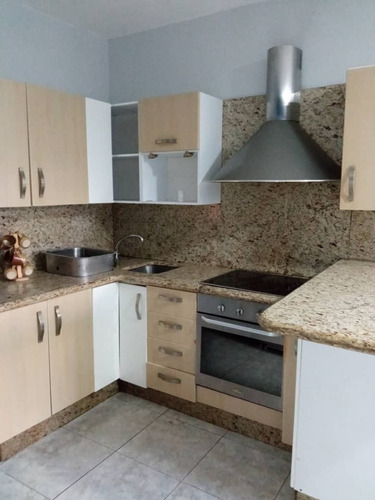 Imagen 5 de 11 de Apartamento En Urb. Valles De Camoruco, Foa-1984