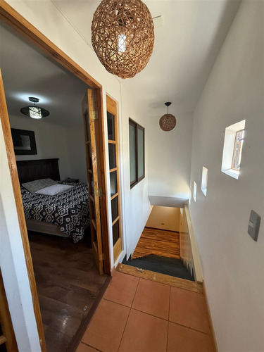 Casa En Condominio 3 Dormitorios 4 Baños Con Estacionamiento