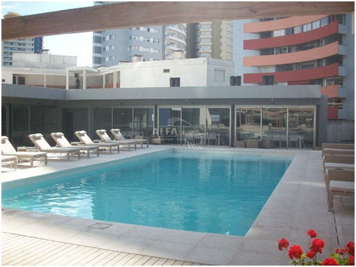 Imagen 1 de 16 de Apartamento En Alquiler ,3 Dormitorios Punta Del Este, Brava