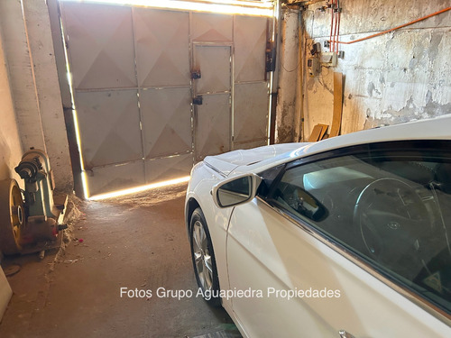 Casa Ideal Comercio Con Galpones Y Doble Salida De Vehiculos