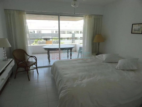Excelente Terraza Con Vista Al Mar A Pasos De La Playa
