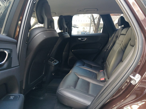 Volvo XC60 2.5 T5 Momentum