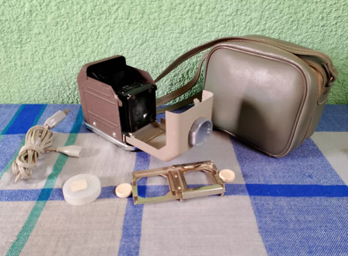 Mini Proyector Japonés Portátil Para Diaposivas De 35mm/1957 (Usado)
