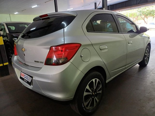 Chevrolet Onix Onix 1.4 MPFI LTZ 8V FLEX 4P MANUAL