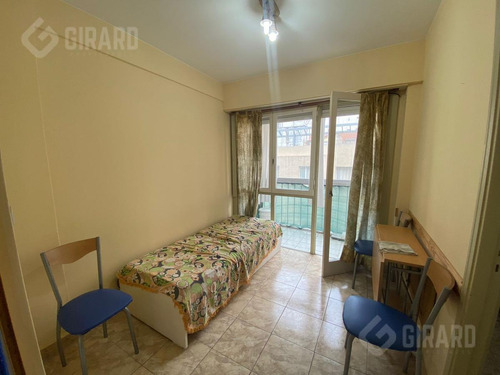 Imagen 3 de 21 de Venta De Departamento 1 Ambiente, Zona Centro.