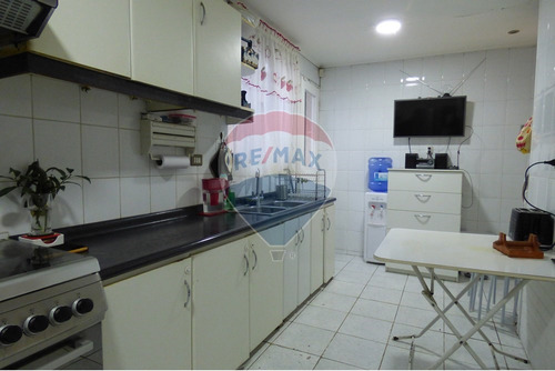Casa 2 Pisos, Venta, 4d, 3b, 3e. Ñuñoa