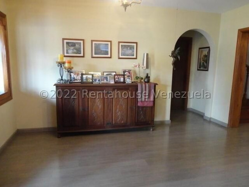 Imagen 2 de 13 de Casa En Venta
