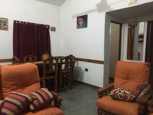 Imagen 10 de 26 de Casa En La Reja Cerca De Acceso Oeste Con Dos Locales