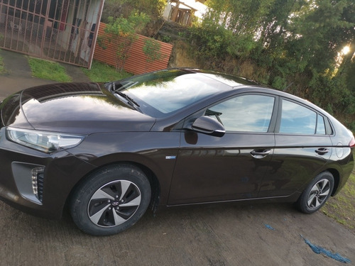 Imagen 6 de 10 de Hyundai Ioniq Hybrid Nacional