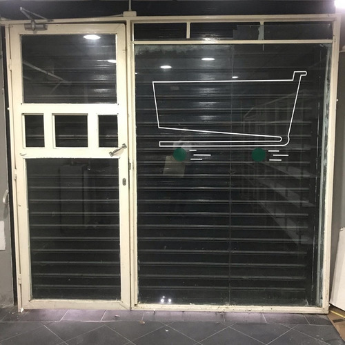 Imagen 2 de 8 de Local Comercial En Venta