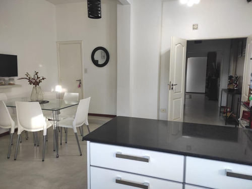 Imagen 8 de 28 de Ph De 4 Ambientes Con Pileta Y Parrila En Villa Pueyrredón