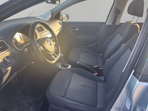 Volkswagen Polo 1.6 L4 Sound Tiptronic At