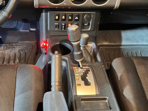 Toyota Fj Cruiser 3p Premium Aa Ee Ra Abs 4x4 At