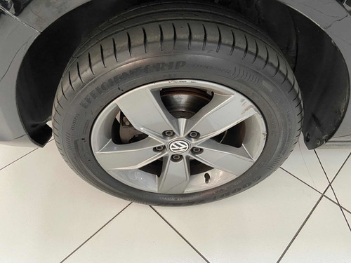 Imagem 3 de 9 de Volkswagen Fox 2020 1.6 Connect Total Flex 5p