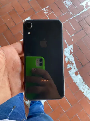 iPhone XR (Usado)