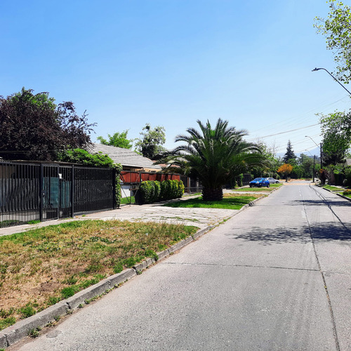 Casa Excelente Ubicación, La Reina. 3d 1b. Metro Príncipe