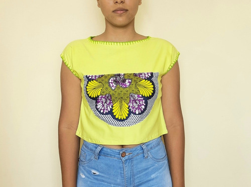 Imagem 1 de 5 de Blusa Cropped Feminina Tecido Lia
