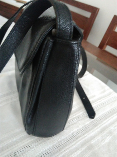 Cartera Cuero Negro Tira Regulable Cierre Magnetico Madre