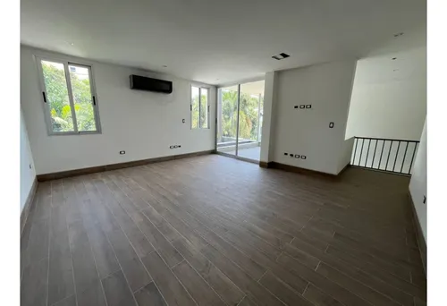 Casa En Venta - La Castellana