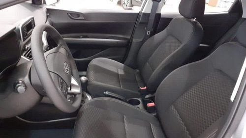 Imagem 8 de 9 de Hyundai Sense 1.0