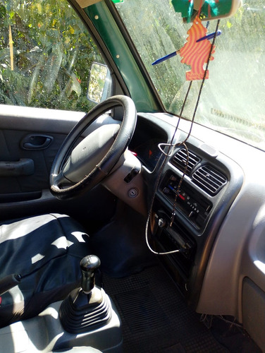 Excelente Suzuki Mastervan