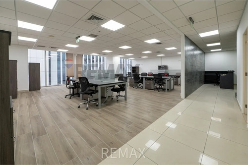 Oficina Premium En Rosario Norte Las Condes
