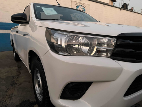 Imagen 7 de 15 de Toyota Hilux 2016 2.7 Cabina Sencilla Mt